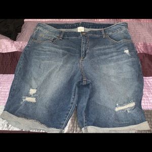 Ava&Aiv Distress Bermuda Shorts